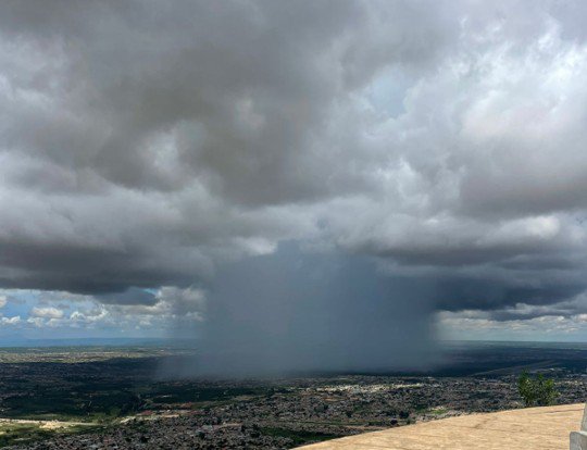 Trovoada sobre o Lubango, Huíla